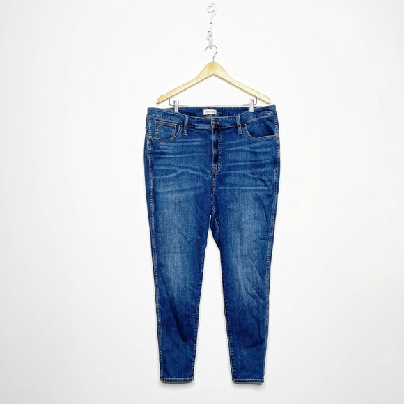 Madewell Plus High Rise Roadtripper Supersoft Jeans women's Playford Wash 36 - Picture 1 of 7